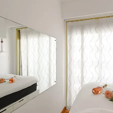 Cap 35 With Sea View Balcony - Happy *