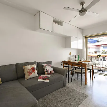 Cap 35 With Sea View Balcony - Happy Apartment *